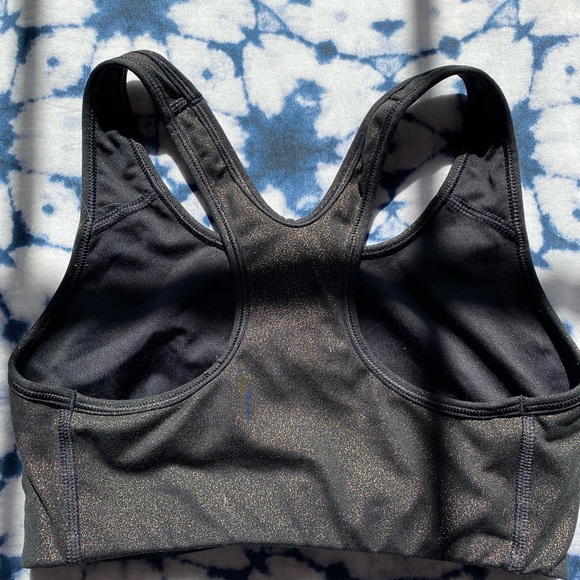 NIKE dri-fit gold and black sports bra - Picture 3 of 4